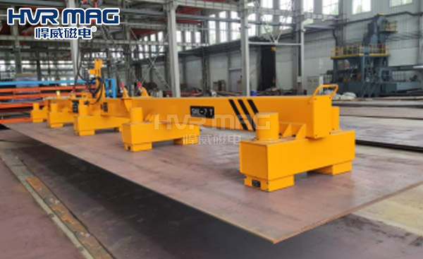 鋼板使用電永磁吊具吊裝有何好處？