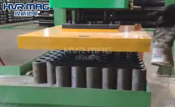 桁架機(jī)械手搬運實例